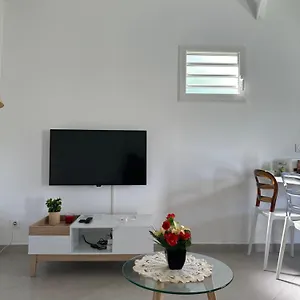 https://bungalow-ixora.comcaribbean.com